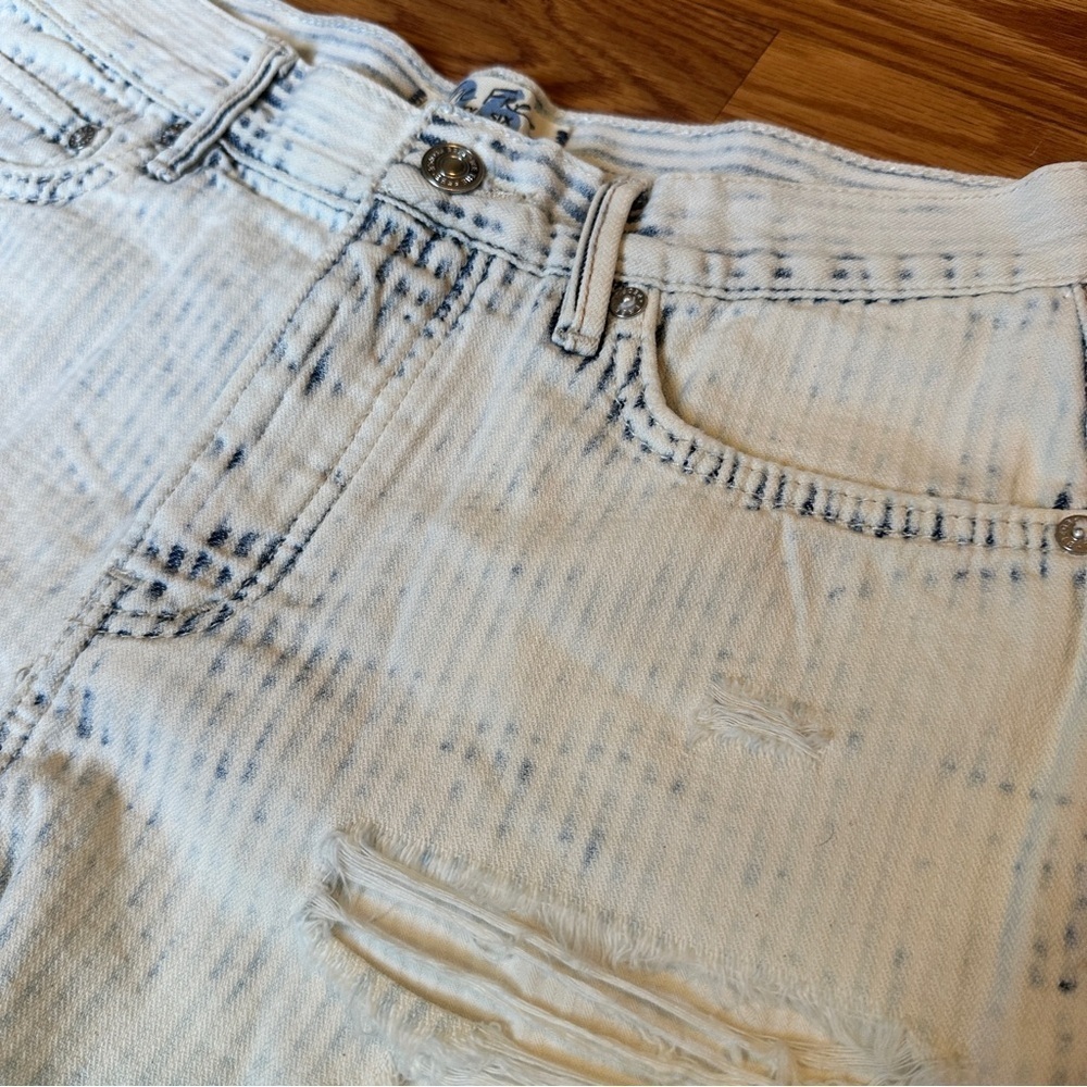Free People Ivory Comb Distressed High Rise Cutoff Shorts 26 Acid Wash NWT - Picture 2 of 16